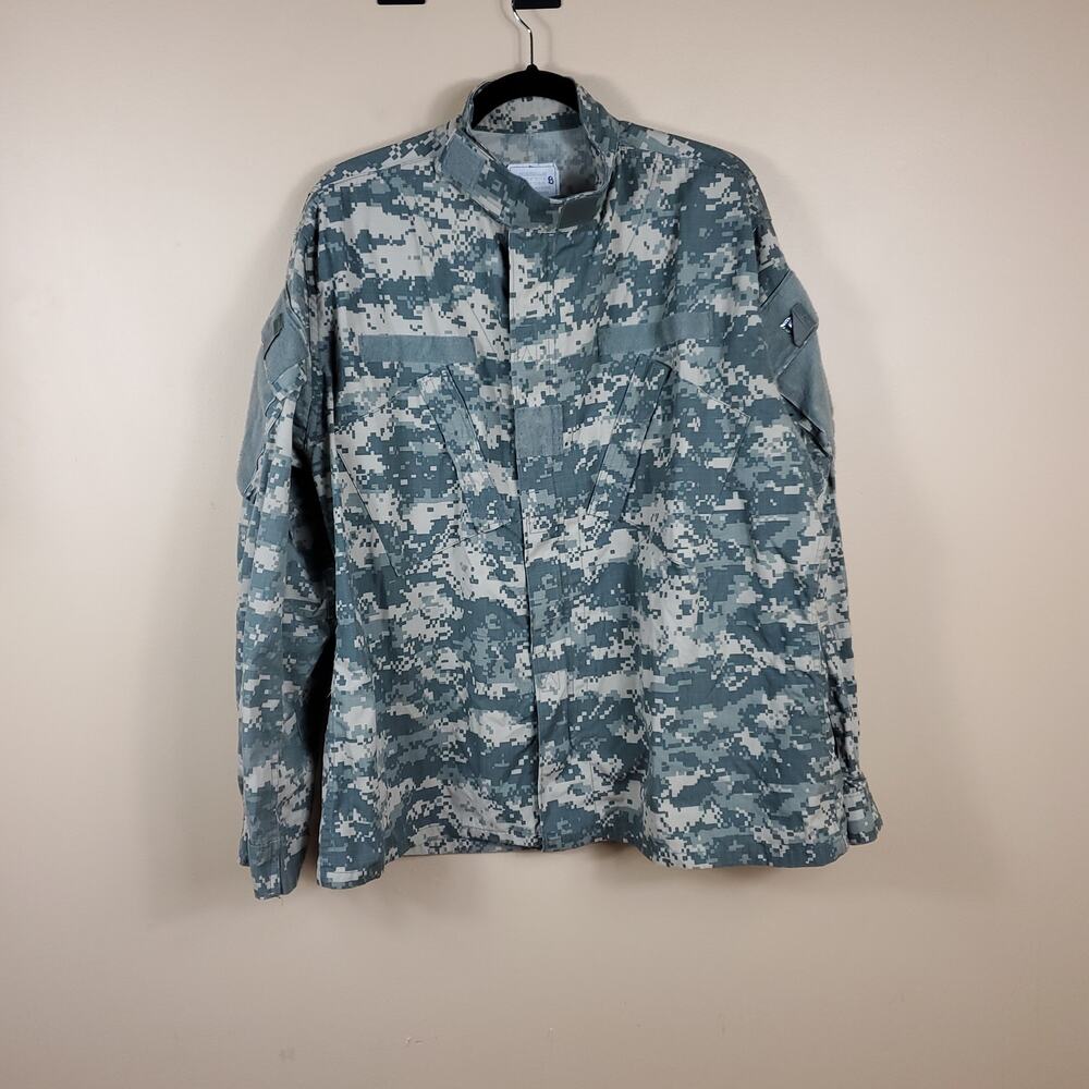 Army Combat Coat in Green Digital Camo Size Large